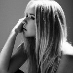 2015y04m19d_165039284