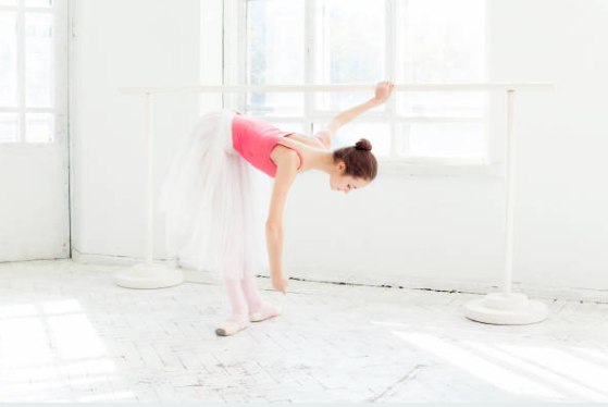 バレエでアラスゴンドを高くカンタンに上げる ギエムの法則